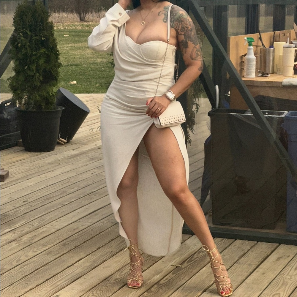 JLUXLABEL Cream One-Shoulder Dress